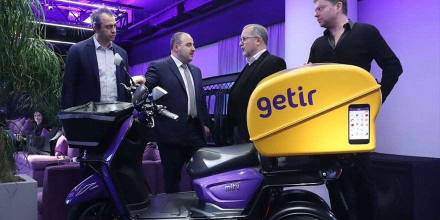 Bakan Varank, Silikon Vadisi'nden Yatırım Alan Türk Şirketini Ziyaret Etti