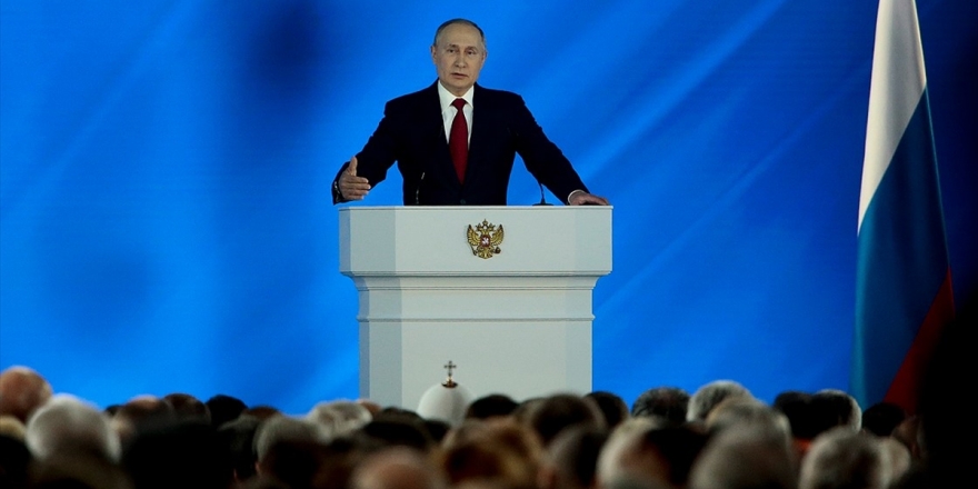 Putin'den Suriyelilere Ülkenize Dönün Çağrısı