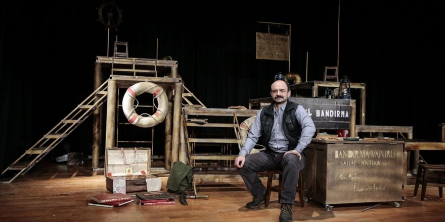 Anadolu'nun Yetiştirdiği Sanatçılardan Kortidis'in Kaleminden Farklı Bir 'Bandırma Vapuru' Hikayesi
