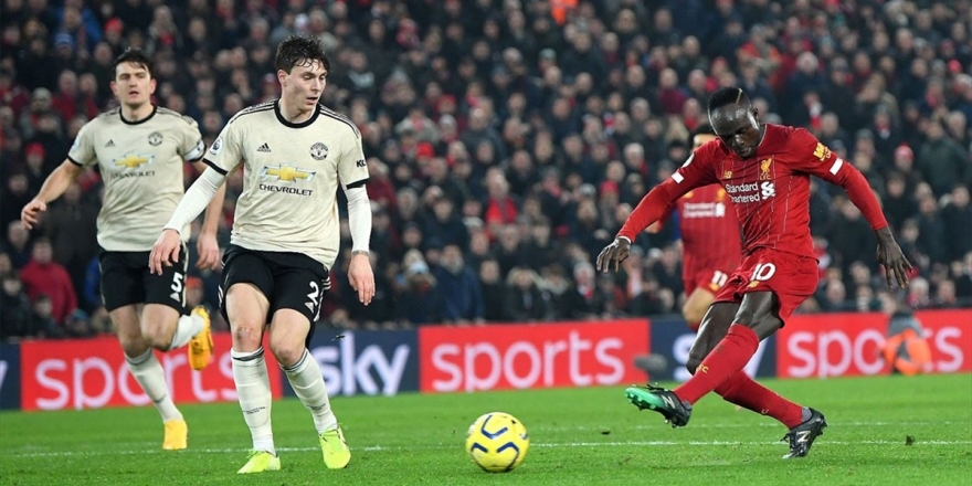 Liverpool, Premier Lig'de Farkı Açıyor