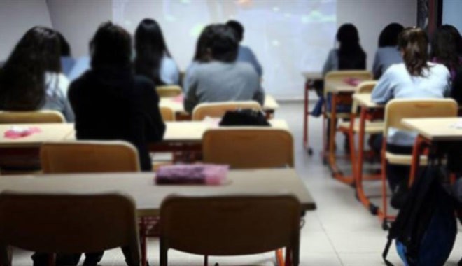 Müteahhit kaçıp gitti öğrenciler okulsuz kaldı