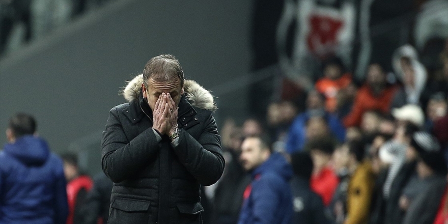 Beşiktaş Abdullah Avcı Yönetiminde Sıkıntılı Günler Yaşıyor
