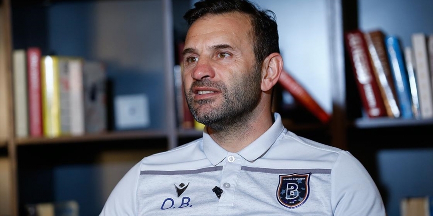 Medipol Başakşehir Teknik Direktörü Buruk: İlk Defa Şampiyonluk Hayali Kuruyorum
