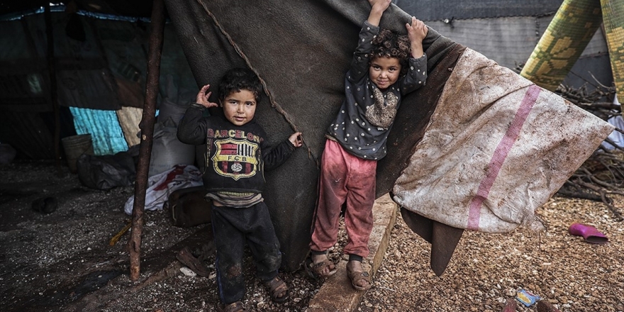 Türk Kızılay İdlib'de 'Acil Konaklama Evleri' İnşa Edecek