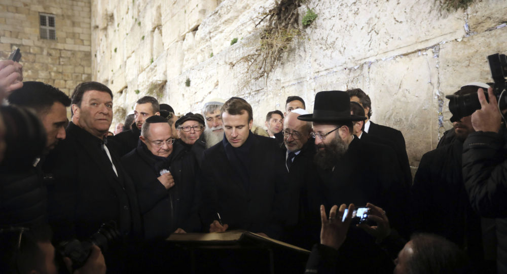 Fransa Cumhurbaşkanı Macron, İsrail polisi ile tartıştı