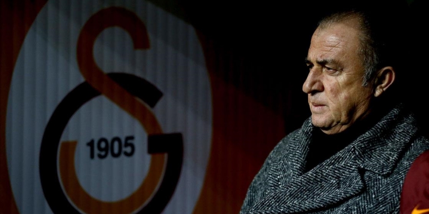 Galatasaray Teknik Direktörü Terim: Arda Turan'ın Transferi Konusunda Yönetimle Fikir Ayrılığı Yaşıyoruz