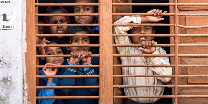 Dünya Genelinde 657 Milyon Çocuk Hala Okuma Yazma Bilmiyor