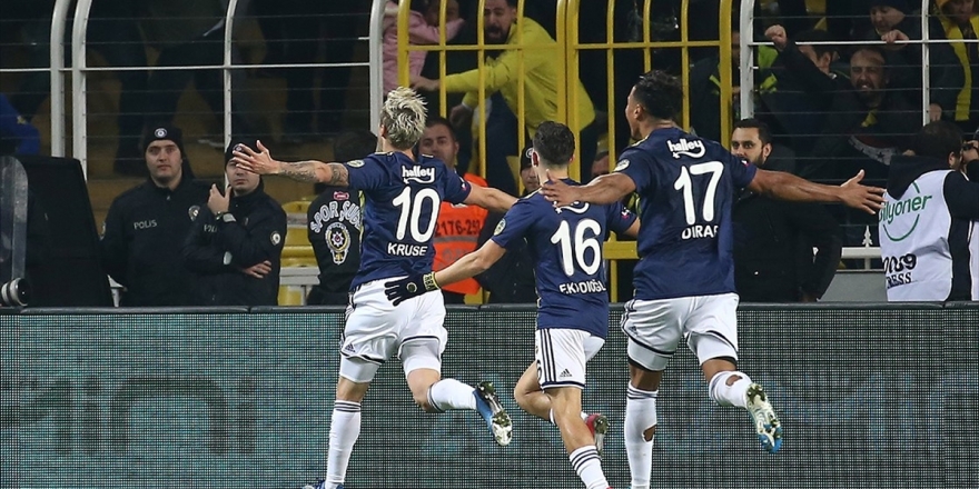 Fenerbahçe Seriyi Sürdürdü