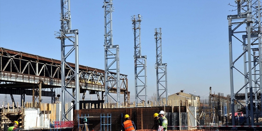 Türkiye'nin İhracatına 'Çelikten' Duvar