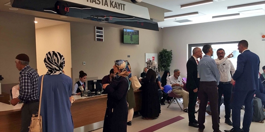 Depremden Etkilenenlere Prim Borcuna Bakılmadan Ve Katılım Payı Ödemeden Sağlık Hizmeti