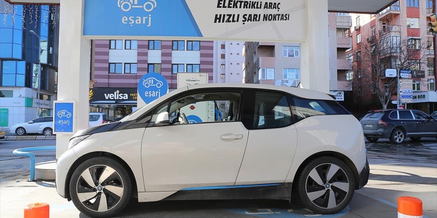 Elektrikli Araçlar Yakıt Maliyetini Yüzde 80 Azaltıyor