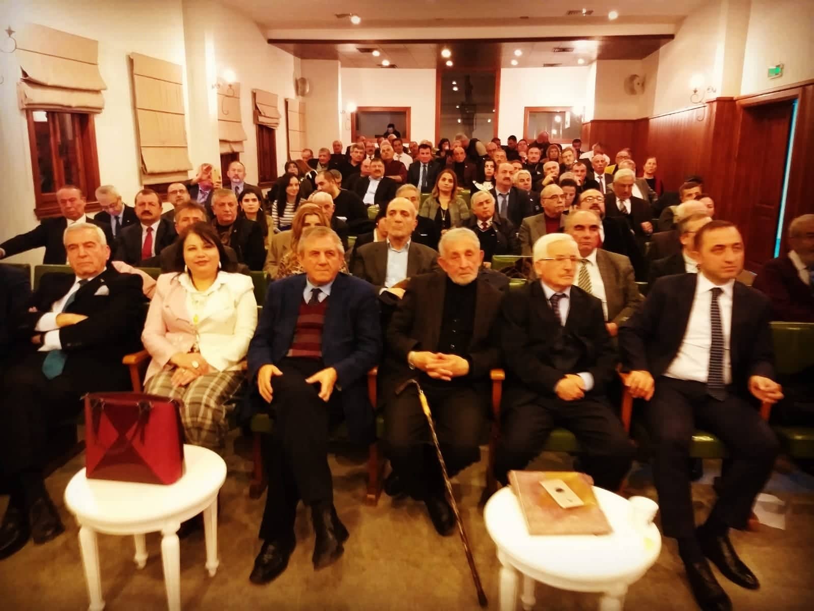 ‘‘Devlet Yönetiminde İdarecinin Rolü’