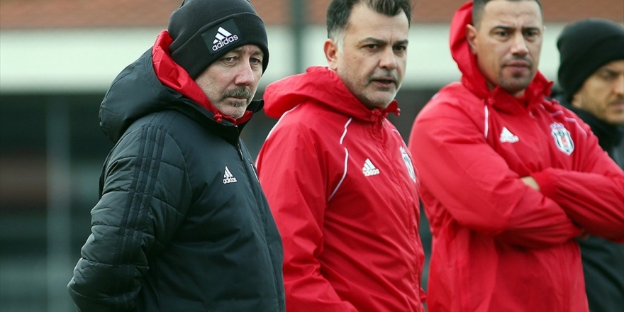 Sergen Yalçın Beşiktaş'ta İlk İdmanına Çıktı