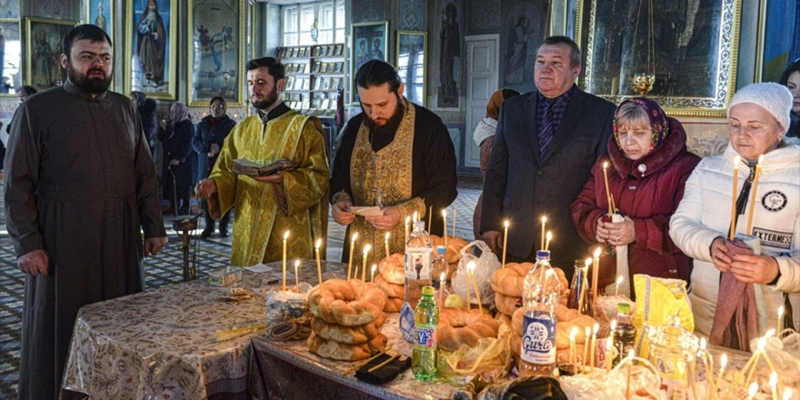Gagauz Özerk Yeri'nde, Elazığ Depreminde Yaşamını Yitirenler İçin Ayin Yapıldı