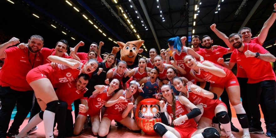 Kadın Milli Voleybolcular, Dünya Sıralamasında 5'inciliğe Yükseldi