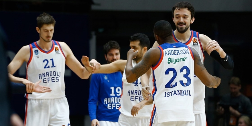 Anadolu Efes Deplasmanda Cska Moskova'yı Yendi