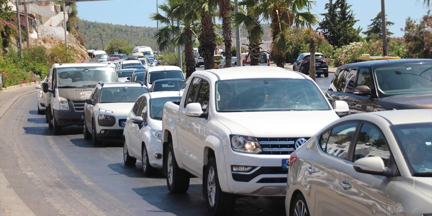 Kişi Başına En Fazla Araç Muğla'da