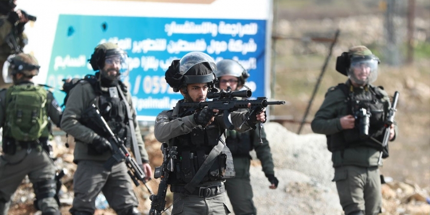 Kudüs'te Araçlı Saldırıda 12 İsrail Askeri Yaralandı