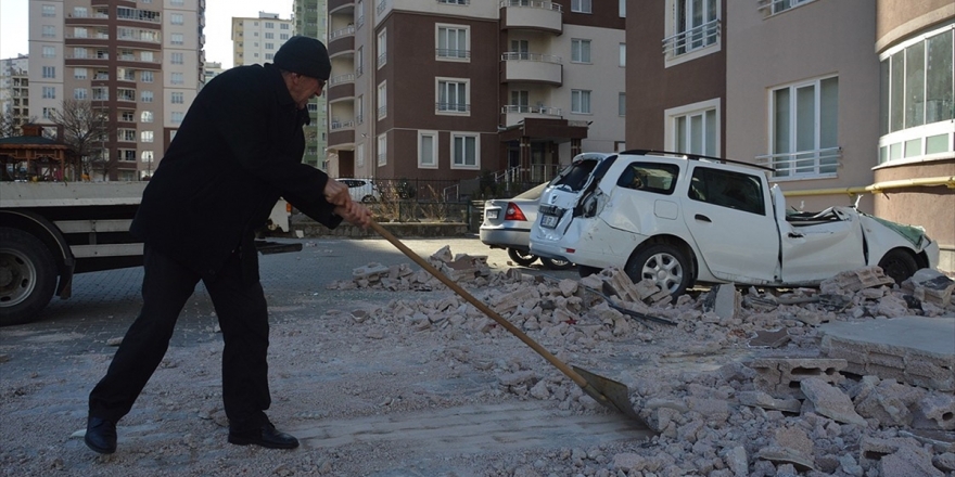 Fırtına Ve Rüzgar Hayatı Olumsuz Etkiliyor
