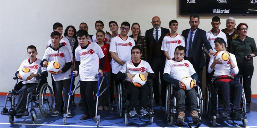 Türkiye'nin İlk Serebral Palsi Futbol Takımı Kuruldu