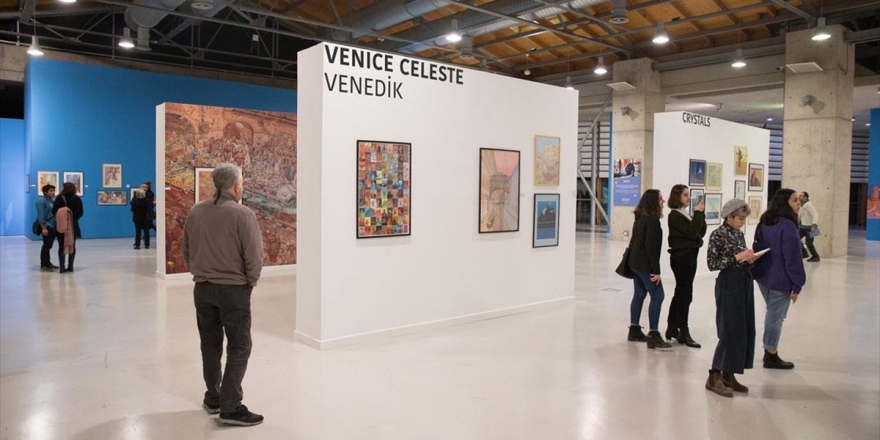 Fransız Çizgi Roman Sanatçısı Moebius İle Enki Bilal'in Eserleri Başkentte Sergileniyor