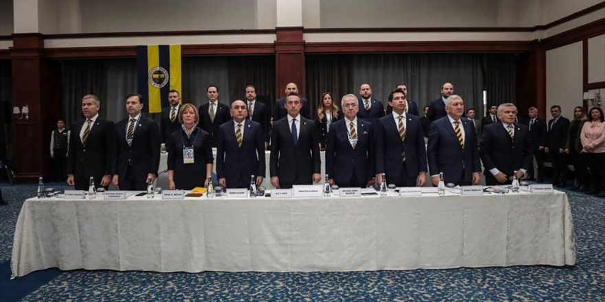 Fenerbahçe Kulübünün Borcu 2 Milyar 190 Milyon Lira