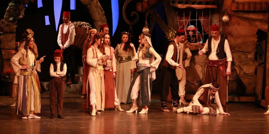 'Kanlı Nigar' Samsun'da Sahnelendi