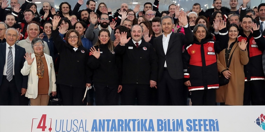 Bakan Varank 4. Ulusal Antarktika Bilim Seferi İçin Yola Çıkan Heyeti Uğurladı