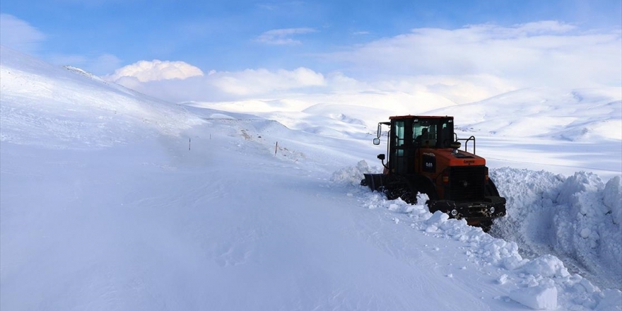 'Kar Kaplanları' Gece Gündüz Görev Başında
