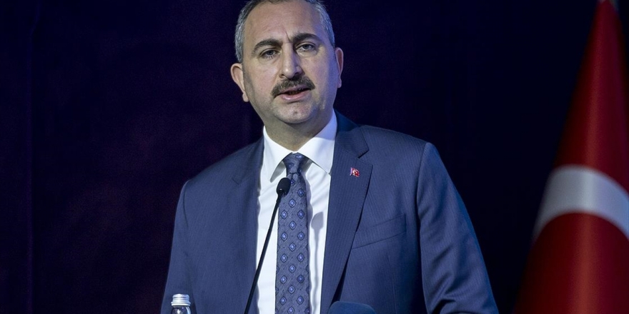 Bakan Gül: Suç Ve Yaptırım Dengesini Adalet Duygusunu Tatmin Edecek Şekilde Gözden Geçirmeye Kararlıyız