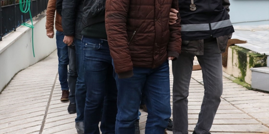İstanbul Merkezli Fetö Operasyonunda 14 Gözaltı