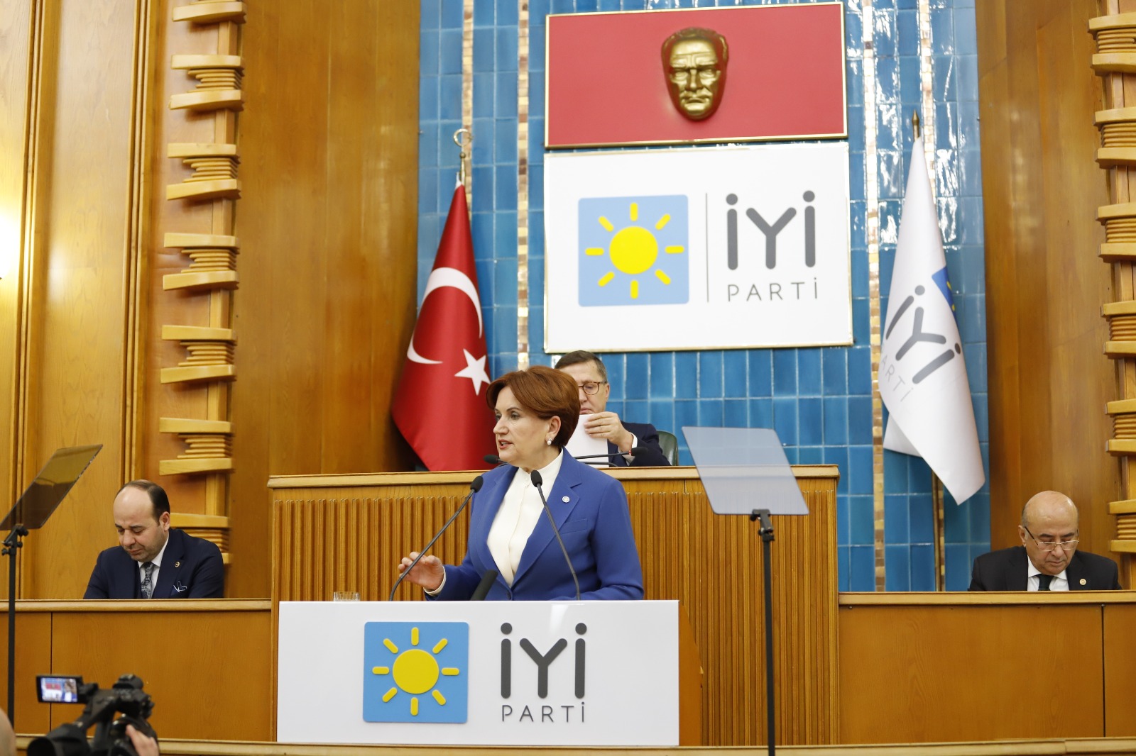 Akşener’den hükümete İdlib mesajı: Mikrofon delikanlılığını bırakın