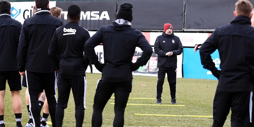 Beşiktaşlı Futbolcular Sergen Yalçın İle Çıkışı Sürdürme Peşinde