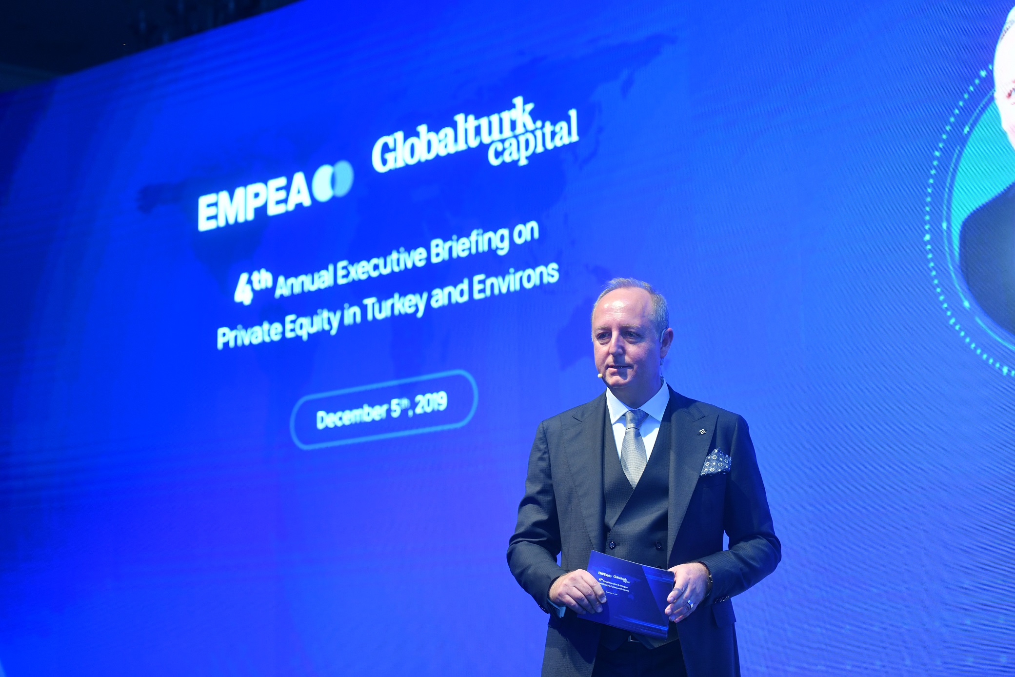 Yabancı Özel Sermaye Fonlarının yüzde 71'i Türkiye'ye yatırıma 'devam' dedi