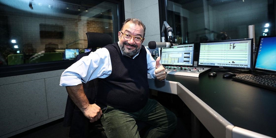 Radyocu Çöpdemir: Gençler, Sosyal Medya Gibi Radyoda Da Fenomen İsimler Çıkarmalı