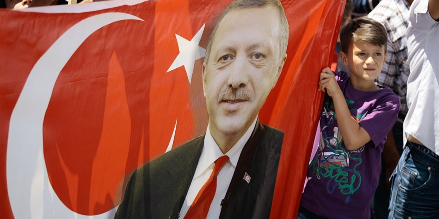 Kuzey Makedonya'da 'En Sevilen Dünya Lideri' Cumhurbaşkanı Erdoğan Oldu