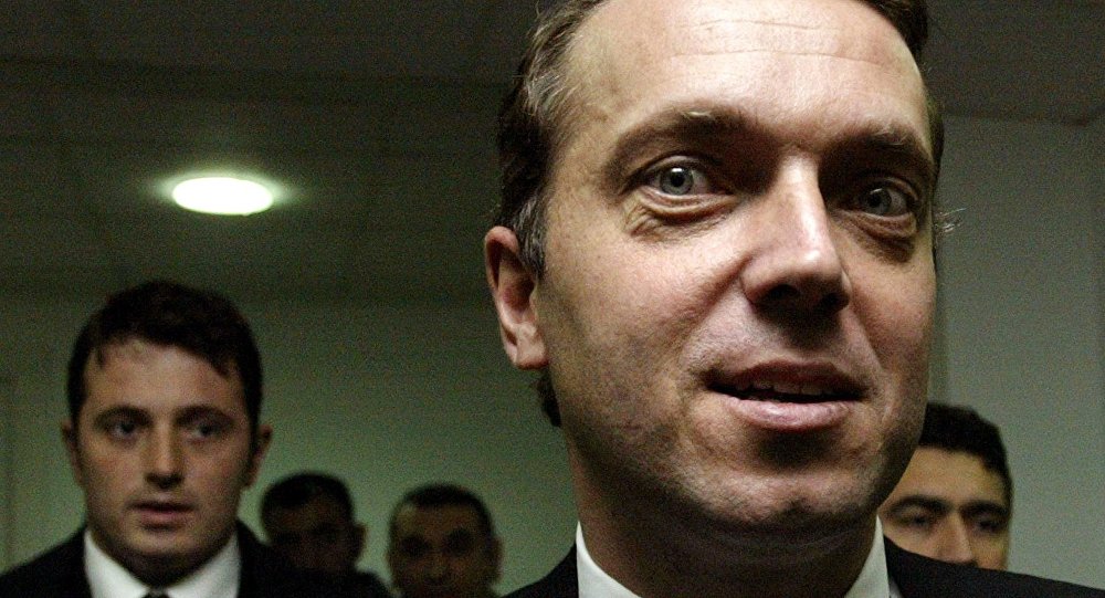 Cem Uzan: Kim Telsim satışından, Star TV'den ve çimento fabrikalarından rüşvet aldı, belgeleriyle açıklayacağım