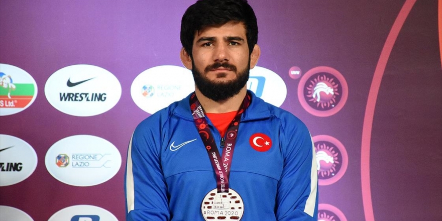 Milli Güreşçi Soner Demirtaş Avrupa Üçüncüsü Oldu