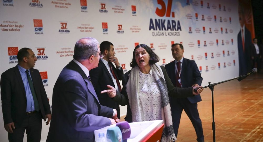 CHP Ankara Kongresi'nde delege Tevfik Koçak'ın cinsiyetçi söylemi tepki çekti