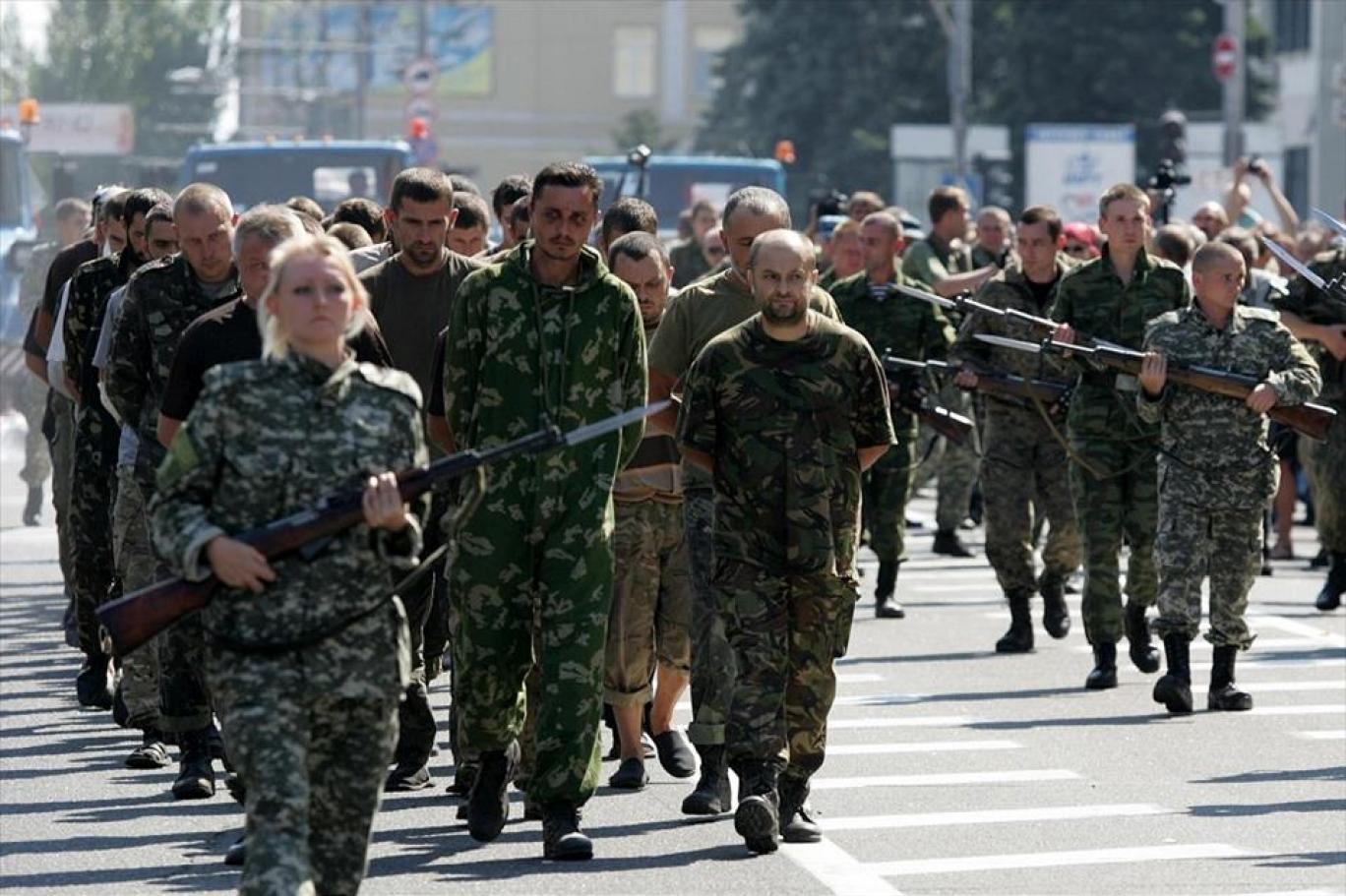 Ukrayna: Rusya’yla nisana kadar 200 kişilik esir değişimi yapacağız