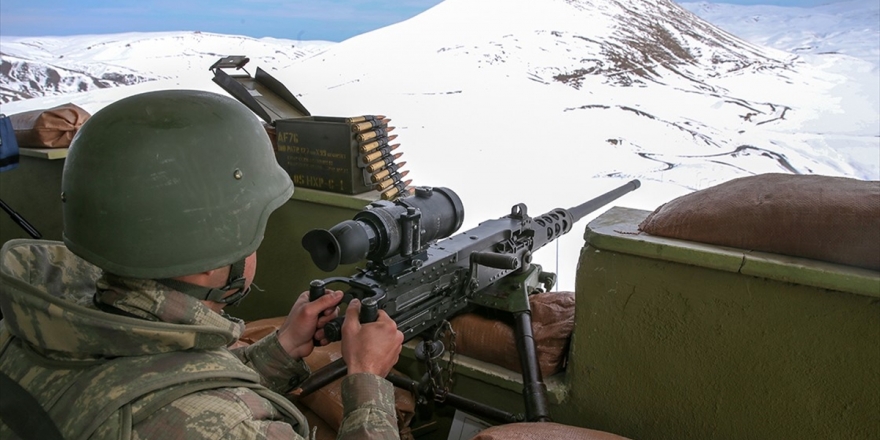 Terör Örgütünden Kaçışlar Devam Ediyor: 2 Terörist Teslim Oldu
