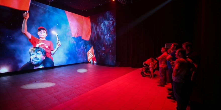 İletişim Başkanlığı Taksim'deki 'Dijital Gösterim Merkezi'ni Kaldıracak