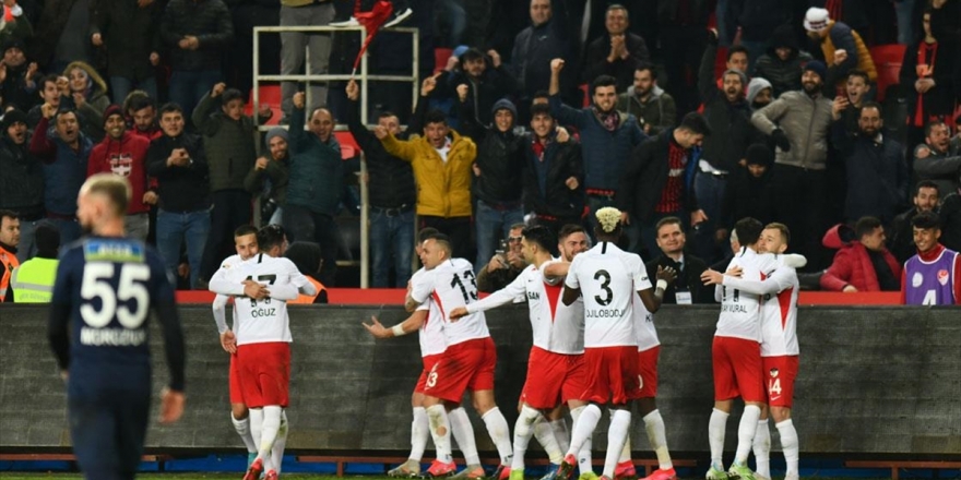 Gaziantep Fk Evinde Galip