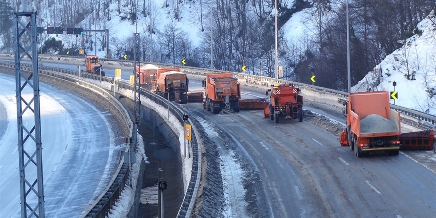 'Kar Kaplanları' İstanbul'un Anadolu'ya Açılan Kapısında Nöbette