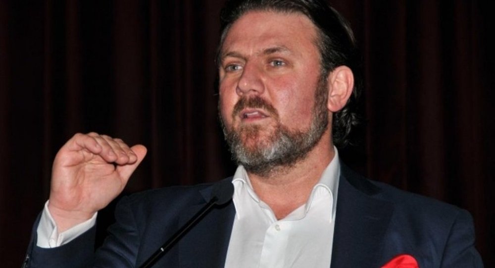 Yiğit Bulut 'darbe' söylentileri sonrası Abdullah Gül'ü işaret etti