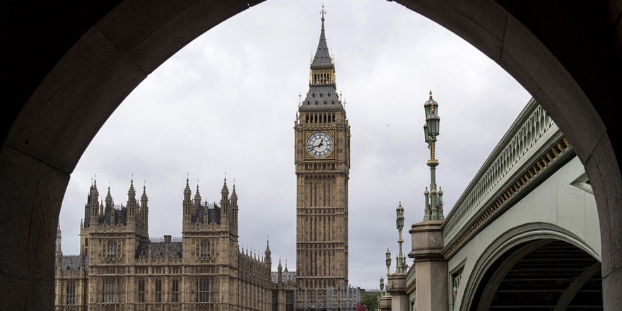 İngiltere Puan Tabanlı Göç Sistemine Geçiyor