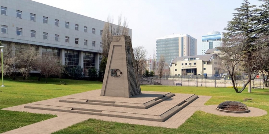 Meclisteki 15 Temmuz Anıtı Açılışa Hazır