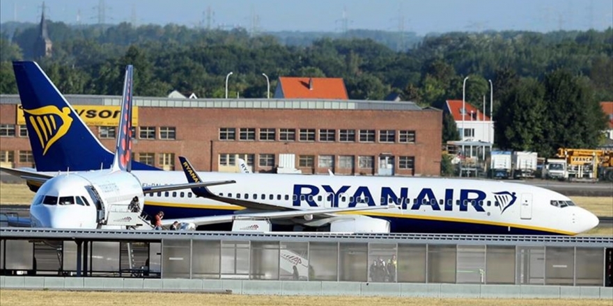 Ryanair'in Başkanı Müslüman Erkeklerin 'Fişlenmelerini' İstedi