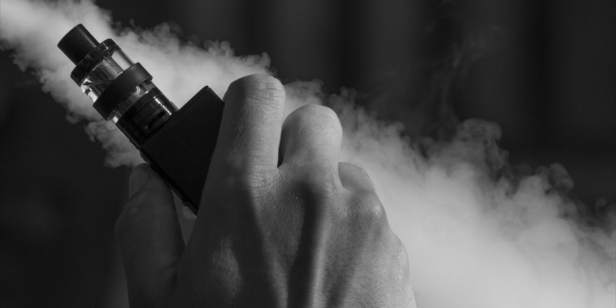 Prof. Dr. Karlıkaya: Elektronik Sigaraya Bağlı Öldürücü Bir Akciğer Hastalığı Tanımlandı