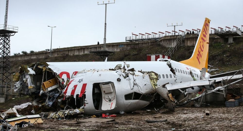 Sabiha Gökçen'de pistten çıkan Pegasus uçağının kaptan pilotu adliyeye sevk edildi